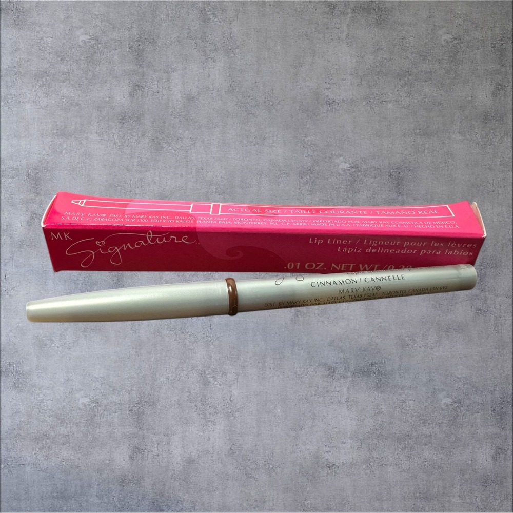 Mary Kay MK Signature Lip Liner Cinnamon 012472 .01‎ oz New Discontinued
